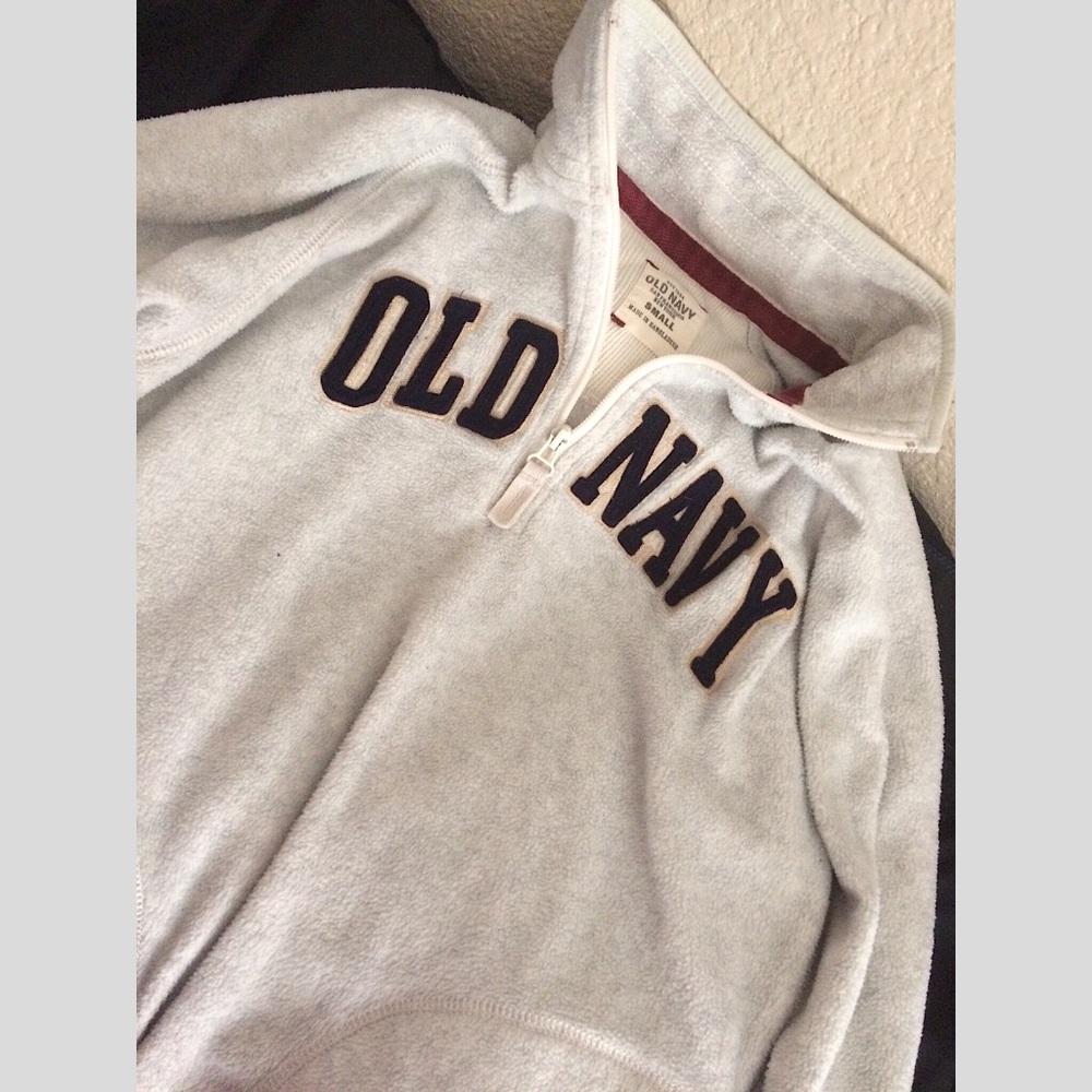 Old Navy Sweatshirt